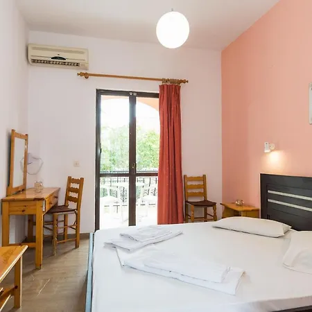 아파트호텔 Julias 라가나스