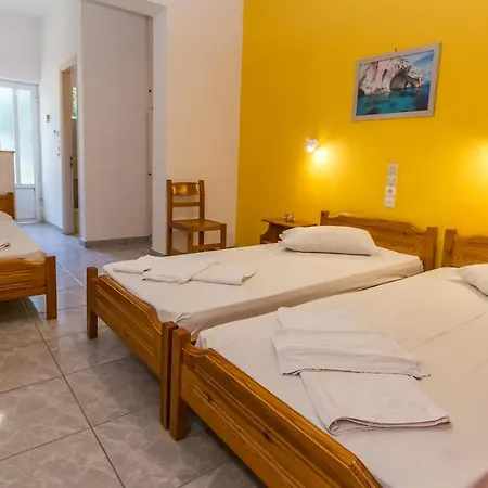 Apartahotel Julias 3*